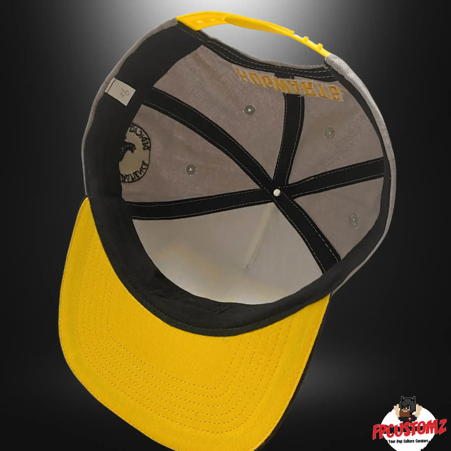 HUFFLEPUFF SNAPBACK UNDERSIDE HUFFLEPUFF COLLEGE STYLE SNAPBACK